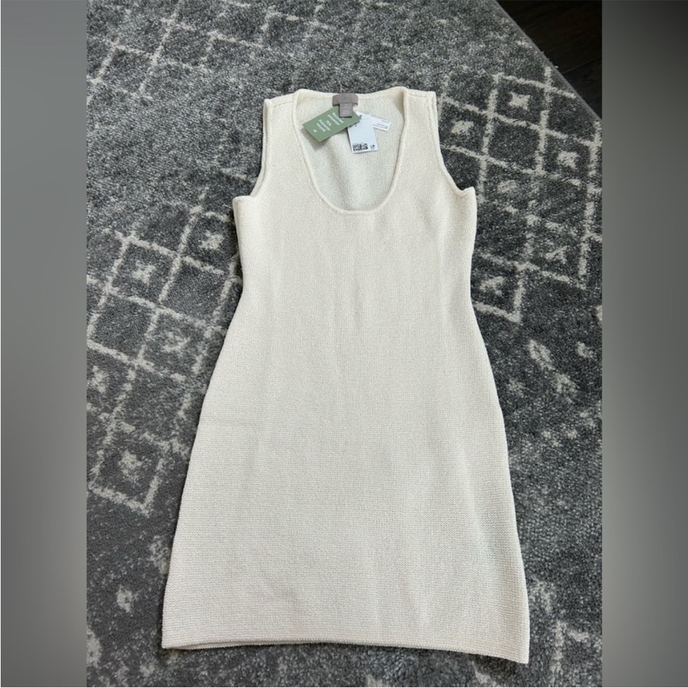 H&M womens cream colored sleeveless dress size medium NWOT